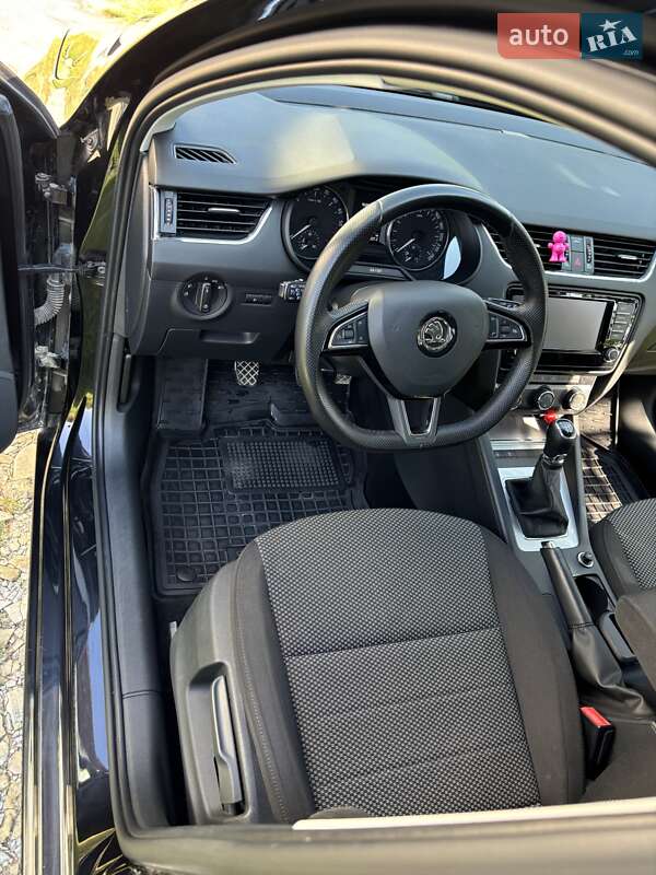 Универсал Skoda Octavia 2015 в Чорткове