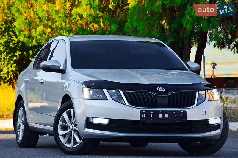 Лифтбек Skoda Octavia 2017 в Днепре
