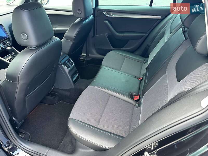 Универсал Skoda Octavia 2017 в Ровно