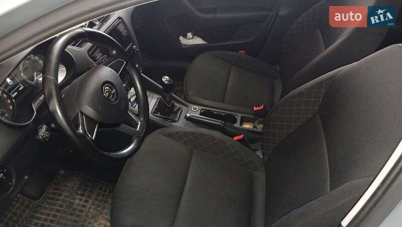 Универсал Skoda Octavia 2017 в Прилуках