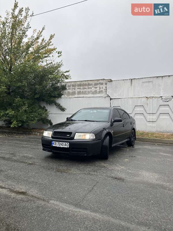 Лифтбек Skoda Octavia 2005 в Днепре