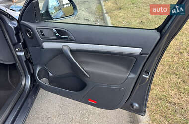 Универсал Skoda Octavia 2012 в 