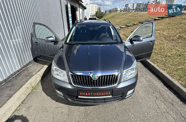 Универсал Skoda Octavia 2012 в 