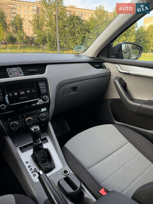 Универсал Skoda Octavia 2015 в Тернополе