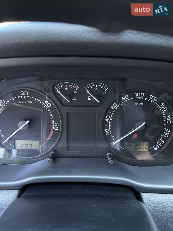 Лифтбек Skoda Octavia 2004 в Иршаве