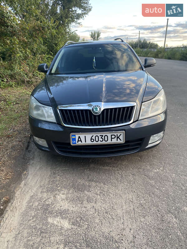 Универсал Skoda Octavia 2012 в 