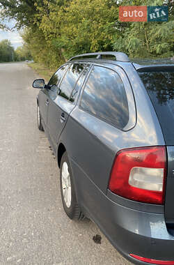 Универсал Skoda Octavia 2012 в 