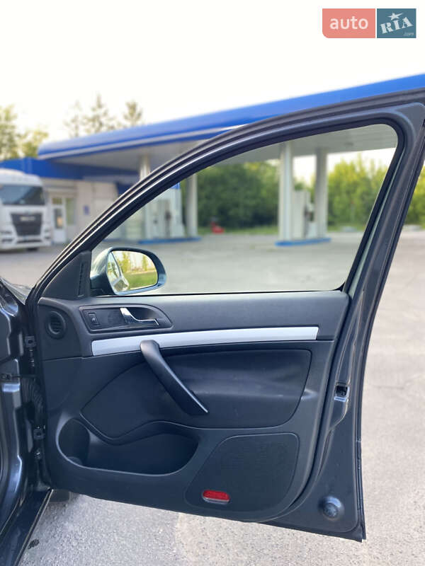 Универсал Skoda Octavia 2009 в Староконстантинове фото 18 Универсал Skoda Octavia 2009 в Староконстантинове