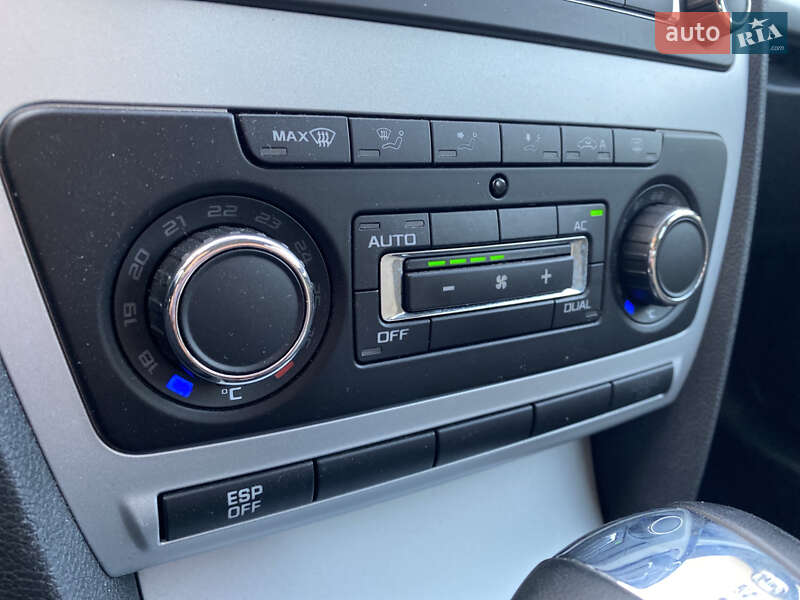 Универсал Skoda Octavia 2009 в Староконстантинове фото 34 Универсал Skoda Octavia 2009 в Староконстантинове