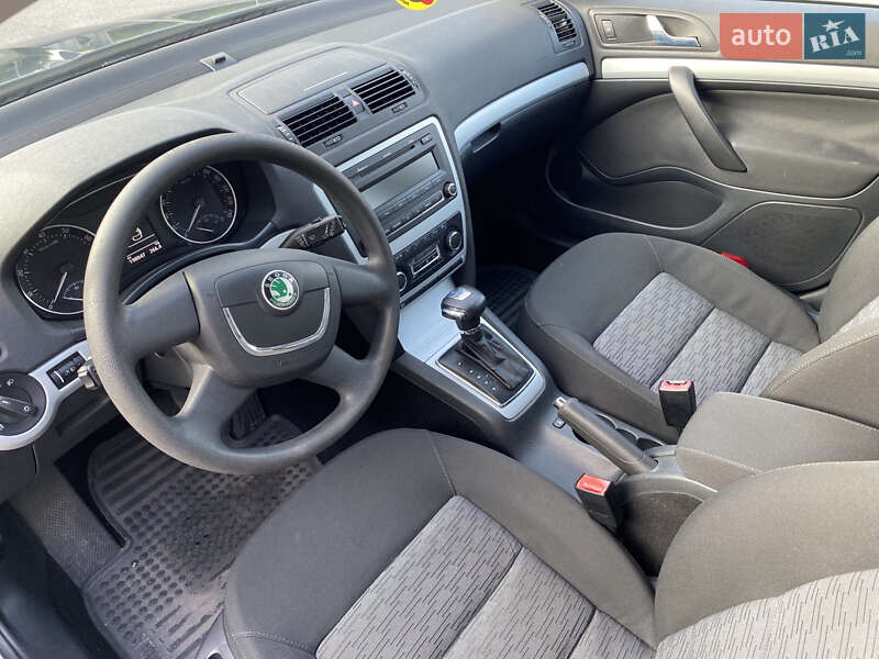 Универсал Skoda Octavia 2009 в Староконстантинове фото 38 Универсал Skoda Octavia 2009 в Староконстантинове
