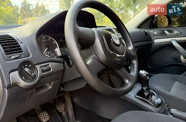 Лифтбек Skoda Octavia 2012 в 
