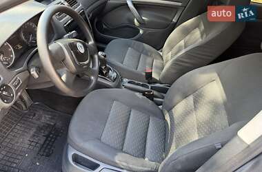 Лифтбек Skoda Octavia 2012 в 