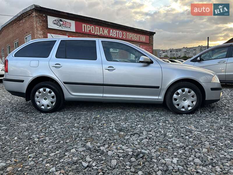 Универсал Skoda Octavia 2008 в Смеле