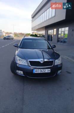 Универсал Skoda Octavia 2010 в 
