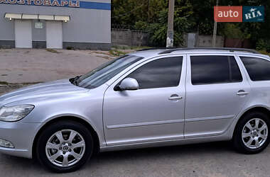 Универсал Skoda Octavia 2011 в 