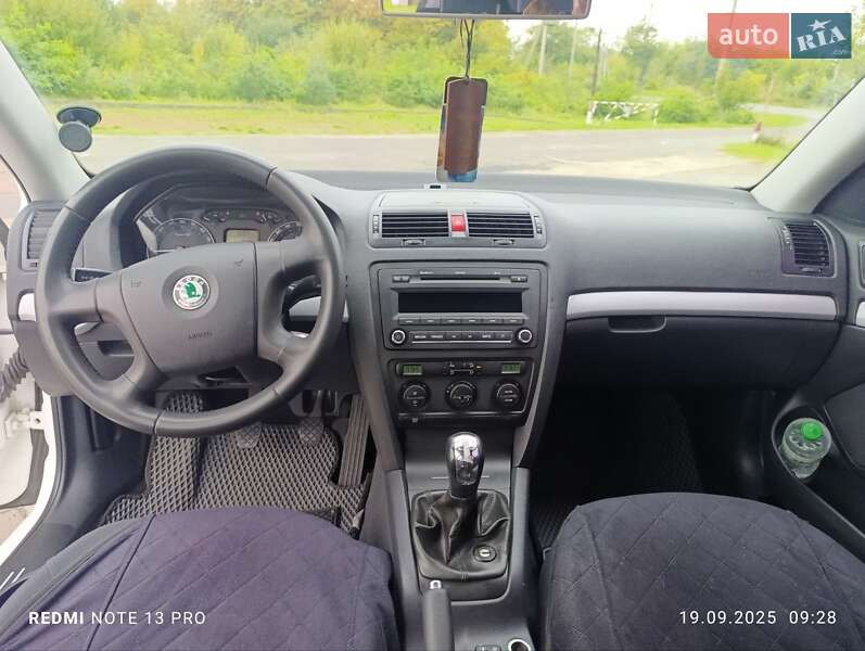 Лифтбек Skoda Octavia 2004 в Николаеве
