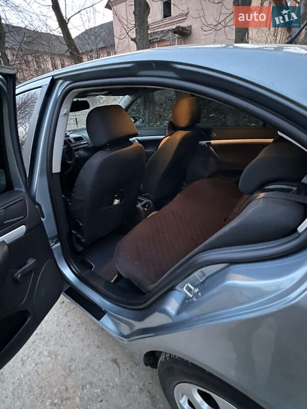 Лифтбек Skoda Octavia 2006 в Чорткове