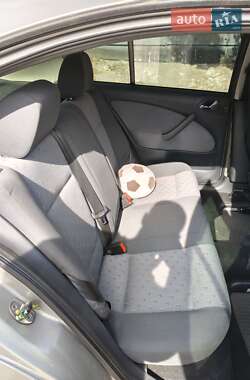Лифтбек Skoda Octavia 2008 в 