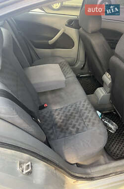 Лифтбек Skoda Octavia 1999 в 