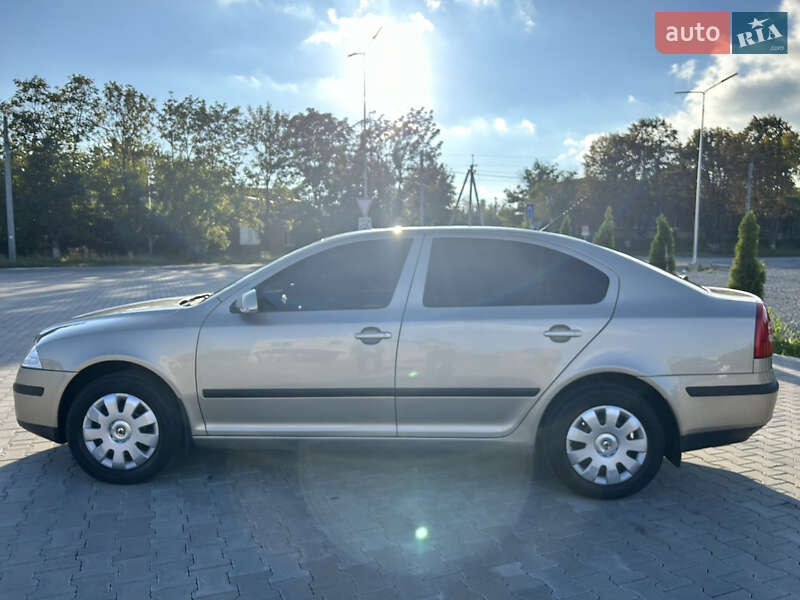 Лифтбек Skoda Octavia 2004 в Новоднестровске фото 4 Лифтбек Skoda Octavia 2004 в Новоднестровске