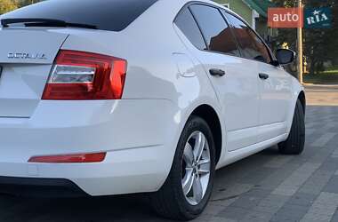 Лифтбек Skoda Octavia 2015 в 