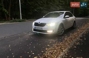 Лифтбек Skoda Octavia 2013 в 