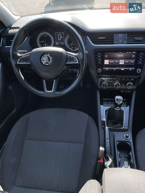 Универсал Skoda Octavia 2017 в Надворной