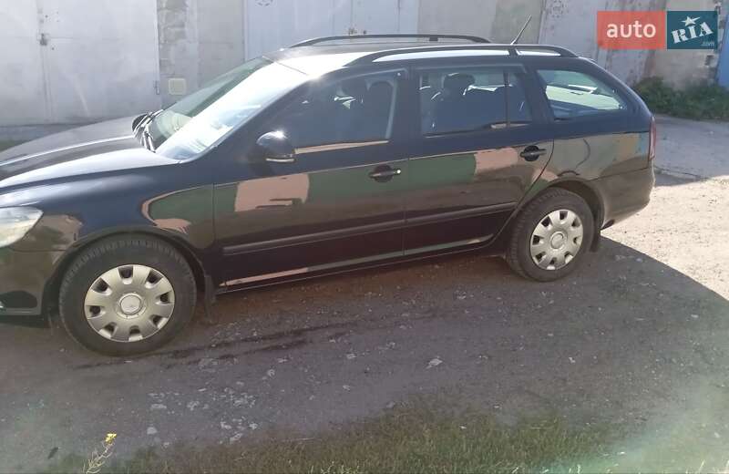 Универсал Skoda Octavia 2012 в Каменском