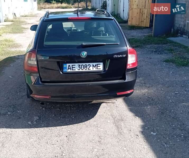 Универсал Skoda Octavia 2012 в Каменском