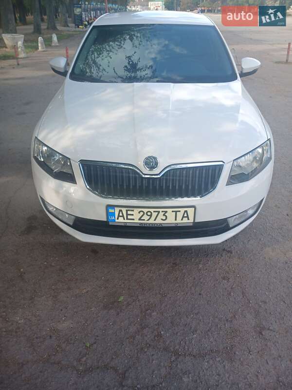 Лифтбек Skoda Octavia 2016 в Апостолово