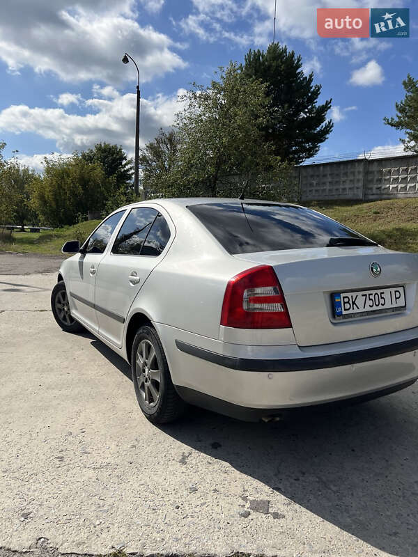 Ліфтбек Skoda Octavia 2007 в Вараші