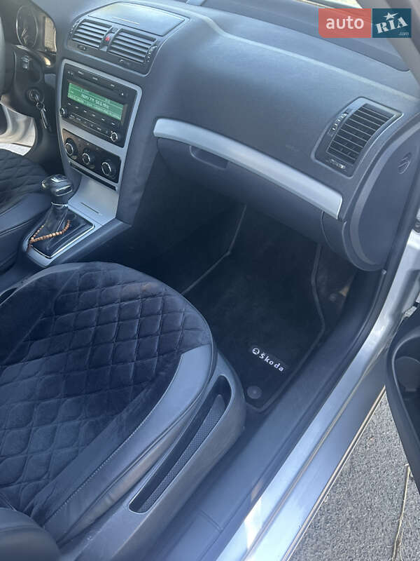 Ліфтбек Skoda Octavia 2010 в Броварах