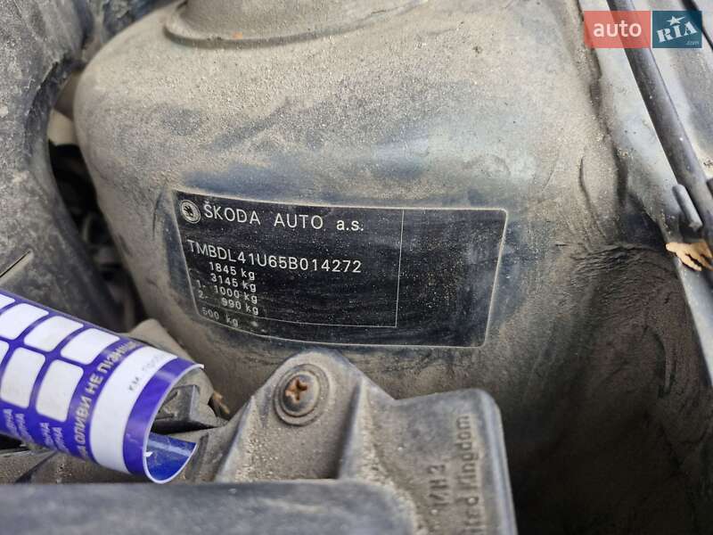 Лифтбек Skoda Octavia 2005 в Киеве