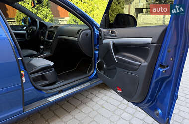 Универсал Skoda Octavia 2010 в 
