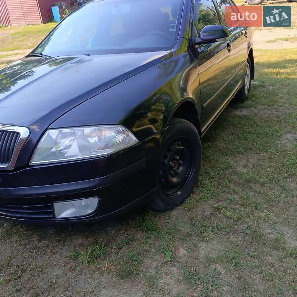 Лифтбек Skoda Octavia 2008 в Хороле