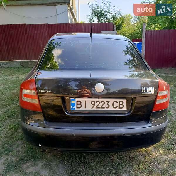 Лифтбек Skoda Octavia 2008 в Хороле