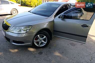 Ліфтбек Skoda Octavia 2010 в  фото 24 Ліфтбек Skoda Octavia 2010 в
