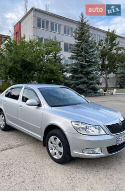 Лифтбек Skoda Octavia 2012 в 