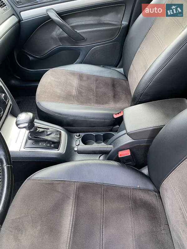 Лифтбек Skoda Octavia 2012 в Нетешине