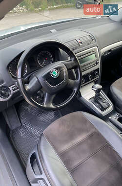 Лифтбек Skoda Octavia 2012 в 