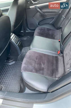 Лифтбек Skoda Octavia 2012 в 