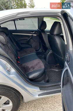 Лифтбек Skoda Octavia 2012 в 