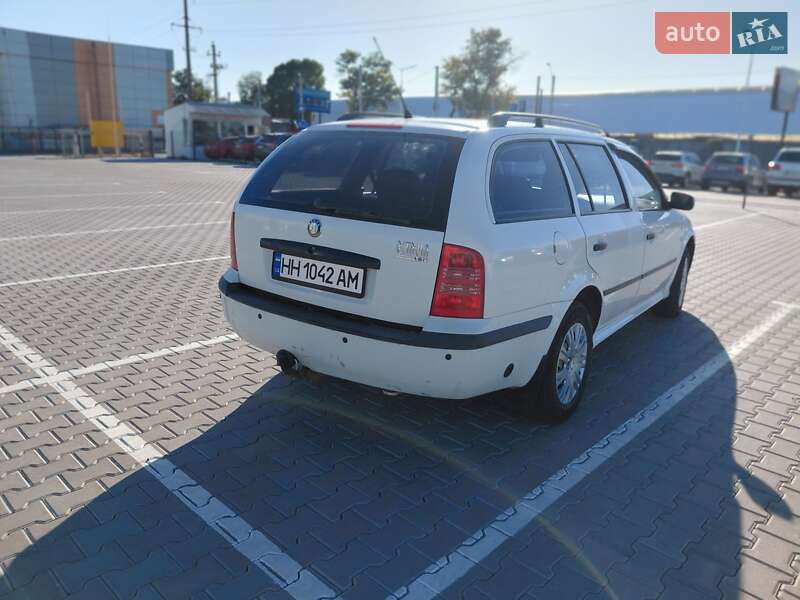 Универсал Skoda Octavia 2002 в Одессе