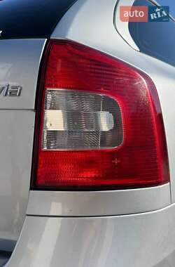 Универсал Skoda Octavia 2010 в 