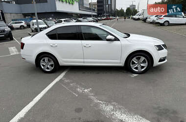 Лифтбек Skoda Octavia 2018 в 