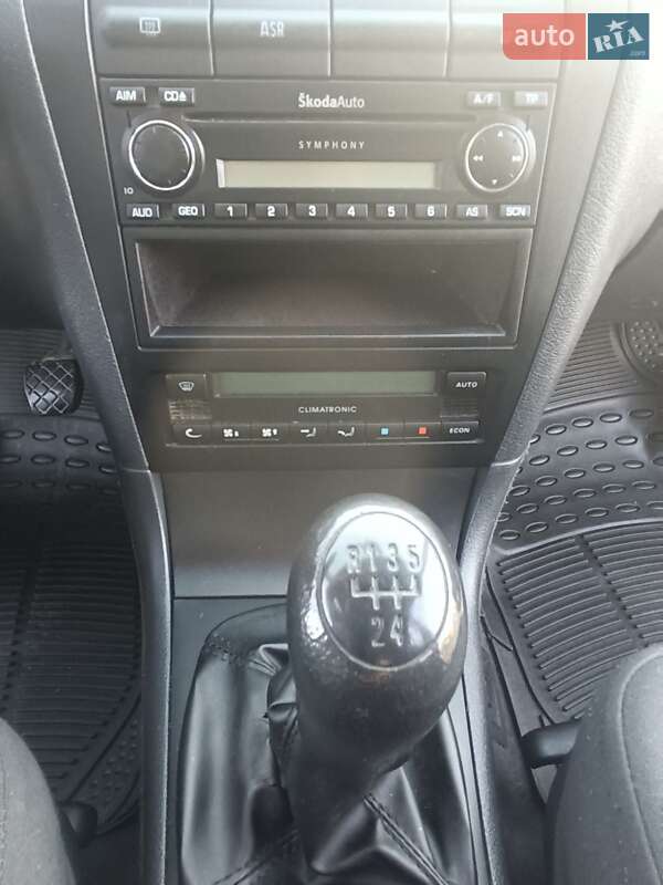 Универсал Skoda Octavia 2003 в Ивано-Франковске