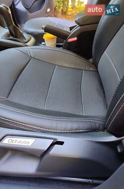 Лифтбек Skoda Octavia 2012 в 