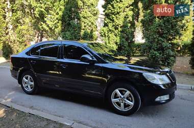 Лифтбек Skoda Octavia 2012 в 