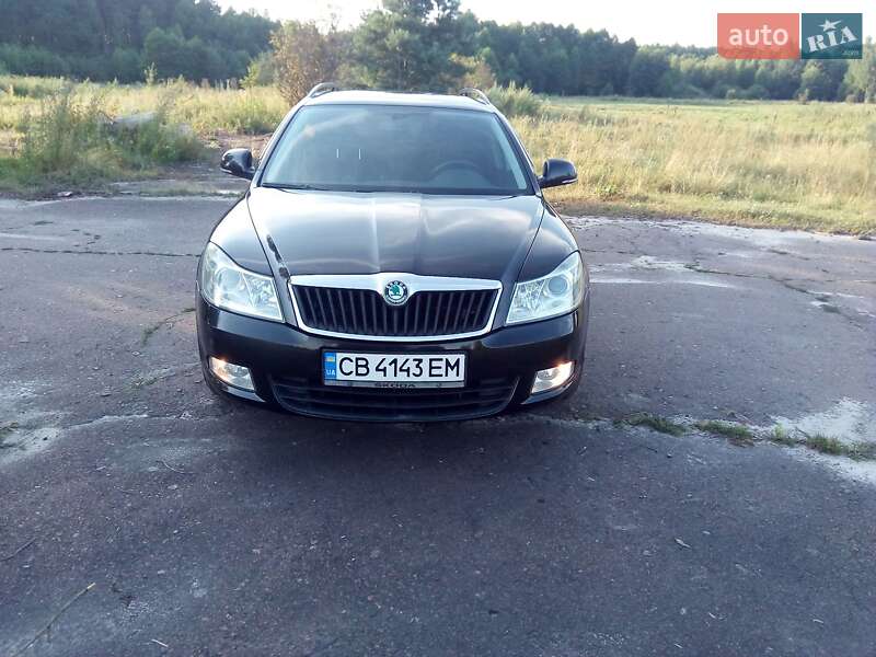 Универсал Skoda Octavia 2011 в Чернигове