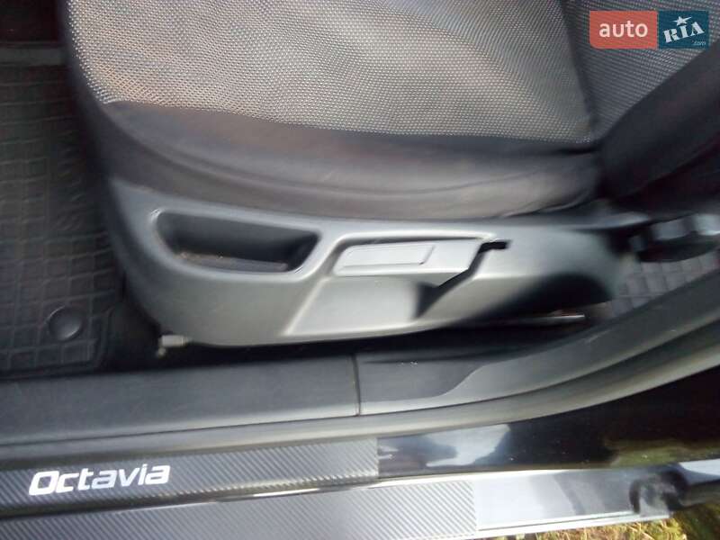 Универсал Skoda Octavia 2011 в Чернигове